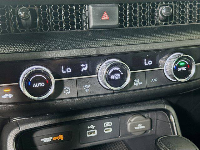 Photo of 2023 Still Night Pearl Honda CR-V Hybrid