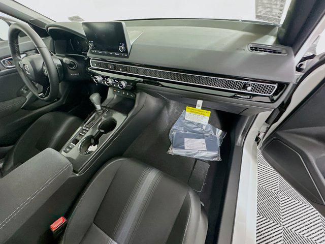 Photo of 2025 Platinum White Pearl Honda Civic Hybrid