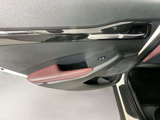 Photo of 2023 Snow White Pearl Kia Seltos