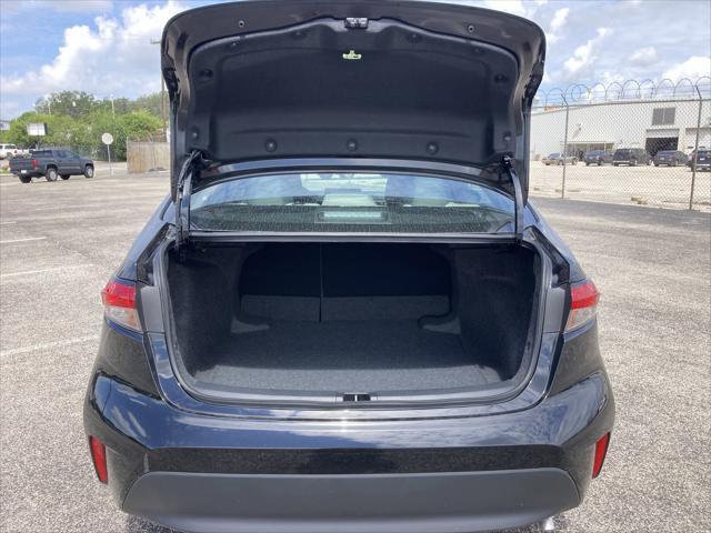 Photo of 2025 Midnight Black Metallic Toyota Corolla