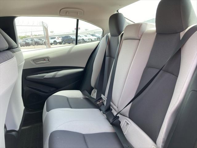 Photo of 2025 Midnight Black Metallic Toyota Corolla