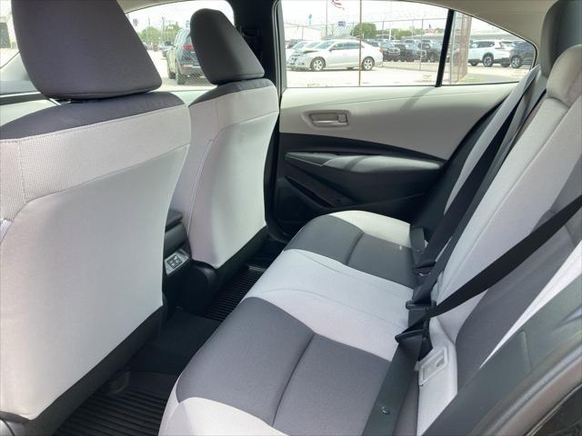 Photo of 2025 Midnight Black Metallic Toyota Corolla