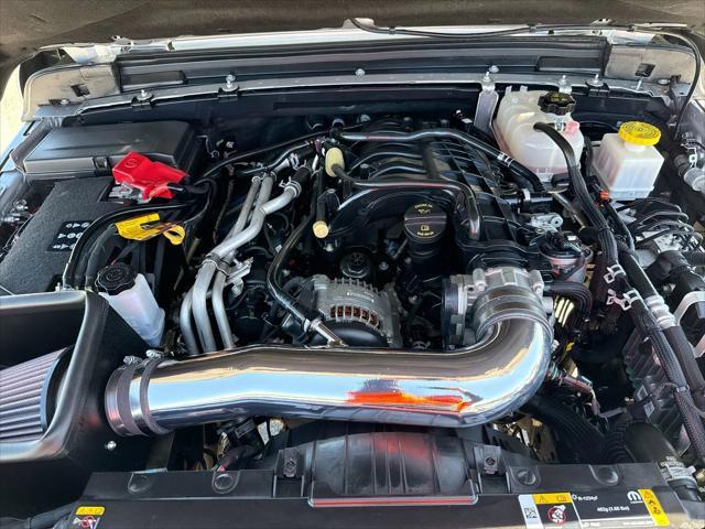 Photo of 2023 Silver Zynith Jeep Gladiator