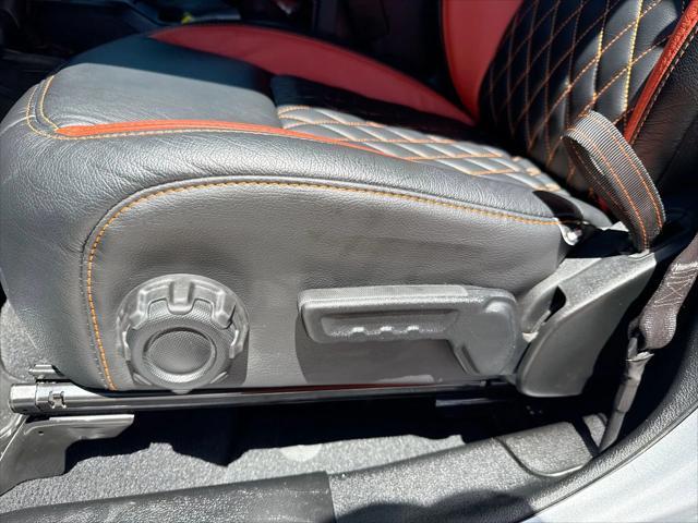 Photo of 2023 Silver Zynith Jeep Gladiator