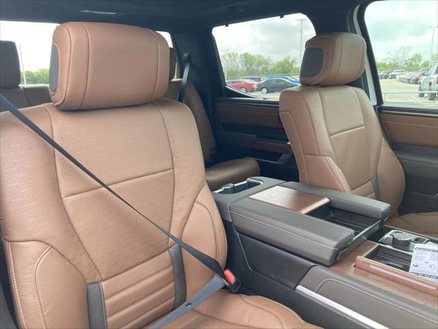 Photo of 2025 Wind Chill Pearl Toyota Tundra Hybrid