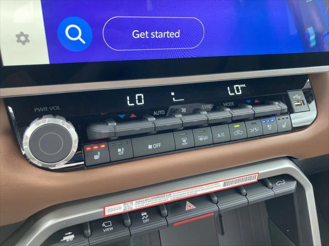 Photo of 2025 Wind Chill Pearl Toyota Tundra Hybrid
