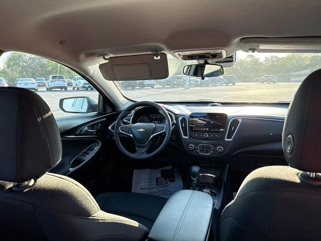 Photo of 2024 Lakeshore Blue Metallic Chevrolet Malibu