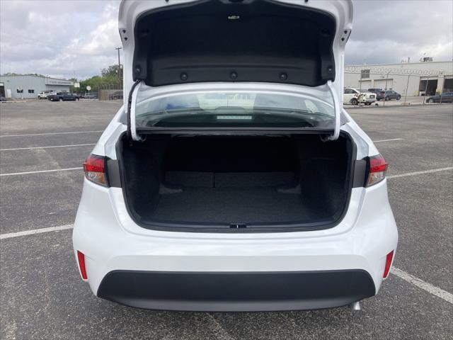 Photo of 2025 Ice Cap Toyota Corolla