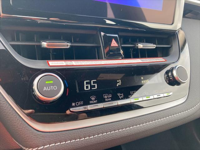 Photo of 2025 Ice Cap Toyota Corolla