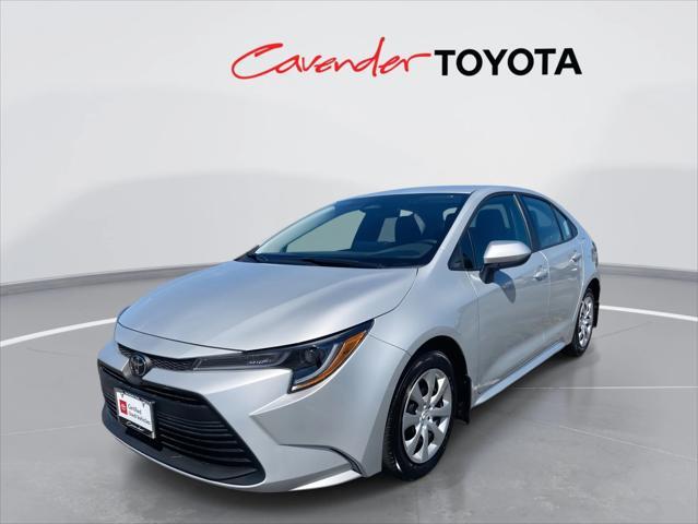 Photo of 2025 Classic Silver Toyota Corolla