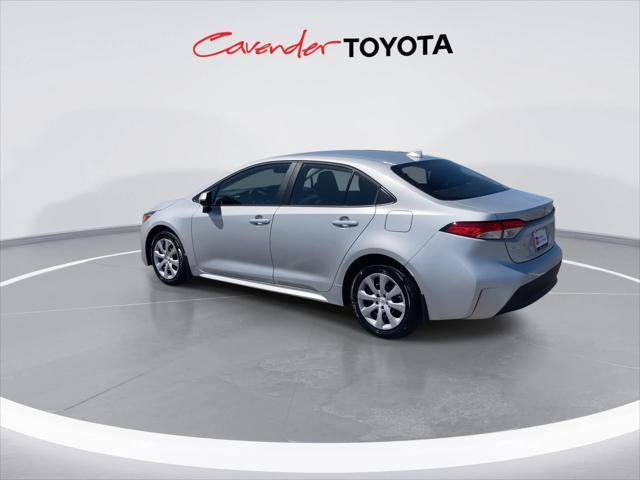 Photo of 2025 Classic Silver Toyota Corolla