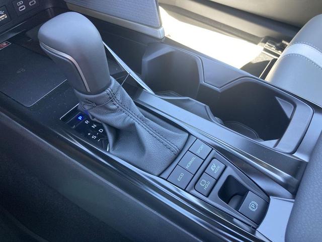 Photo of 2025 Teal   Green Toyota Camry