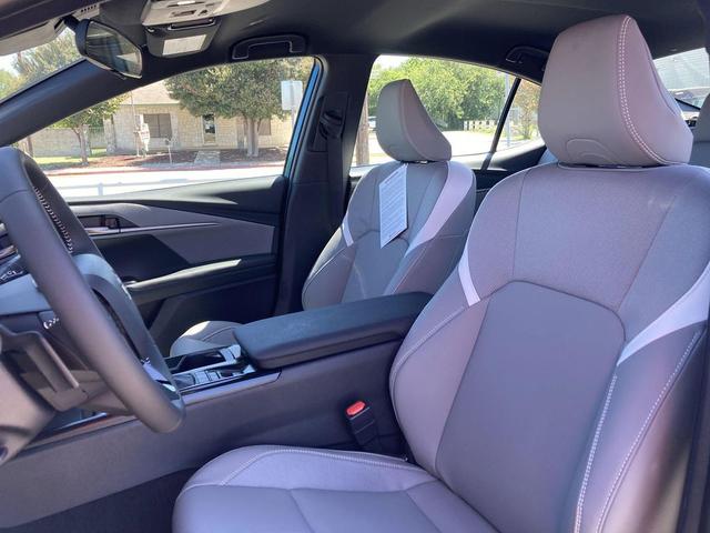 Photo of 2025 Teal   Green Toyota Camry