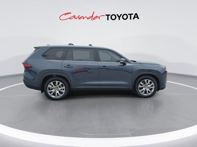 Photo of 2025 Storm Cloud Toyota Grand Highlander