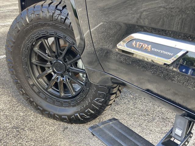 Photo of 2025 Midnight Black Toyota Tundra Hybrid