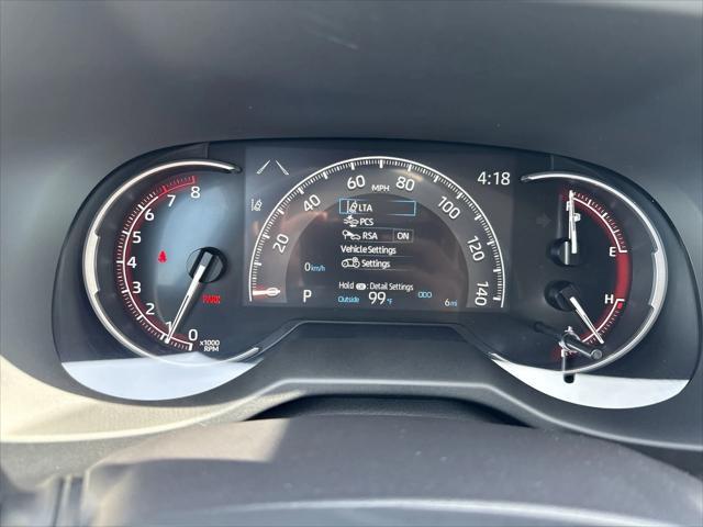 Photo of 2025 Ice Cap Toyota RAV4
