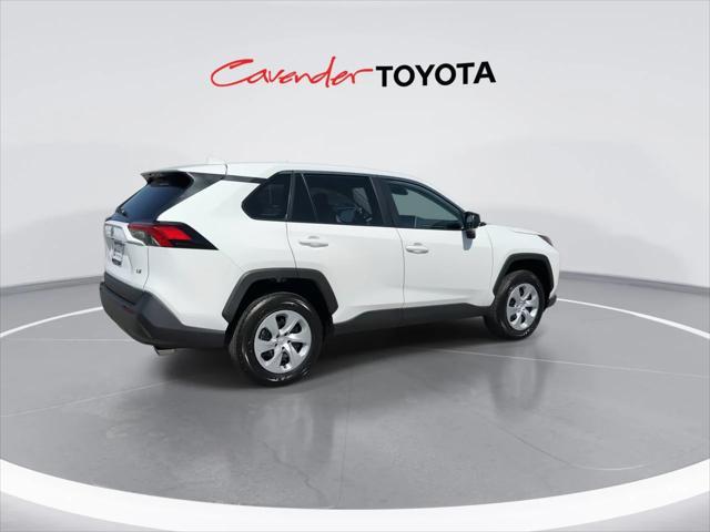 Photo of 2025 Ice Cap Toyota RAV4