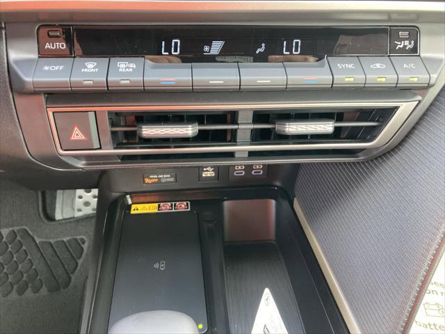 Photo of 2025 Reservoir Blue Toyota Camry