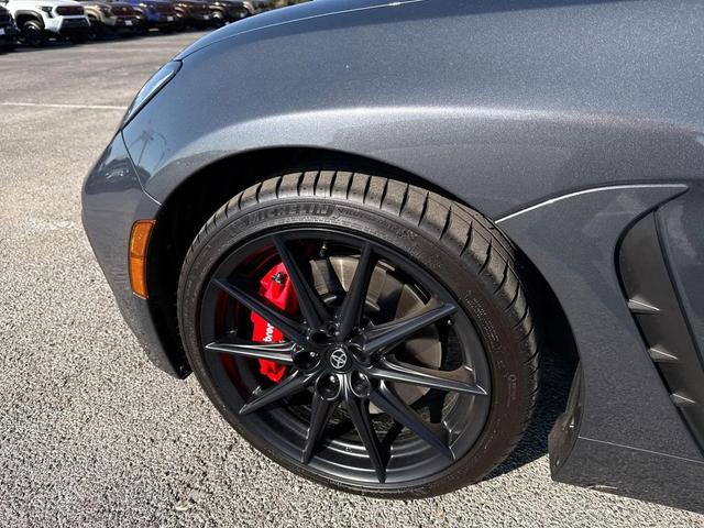 Photo of 2025 Pavement Toyota GR86