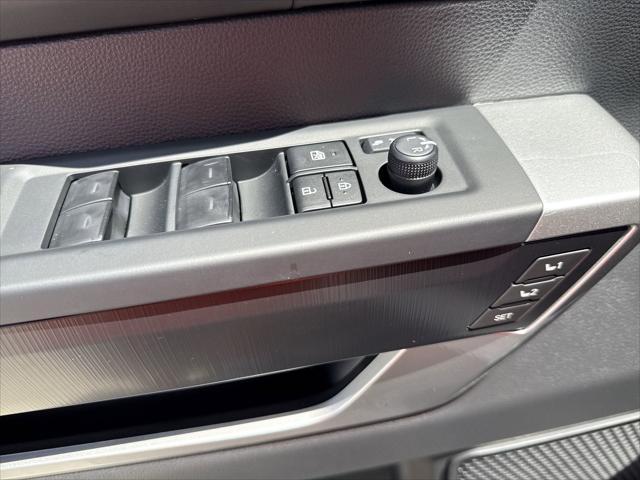 Photo of 2025 Wind Chill Pearl Toyota Tundra Hybrid
