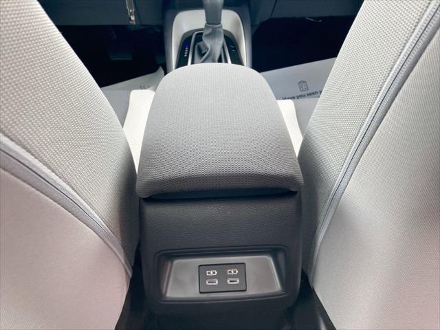 Photo of 2025 Classic Silver Toyota Corolla