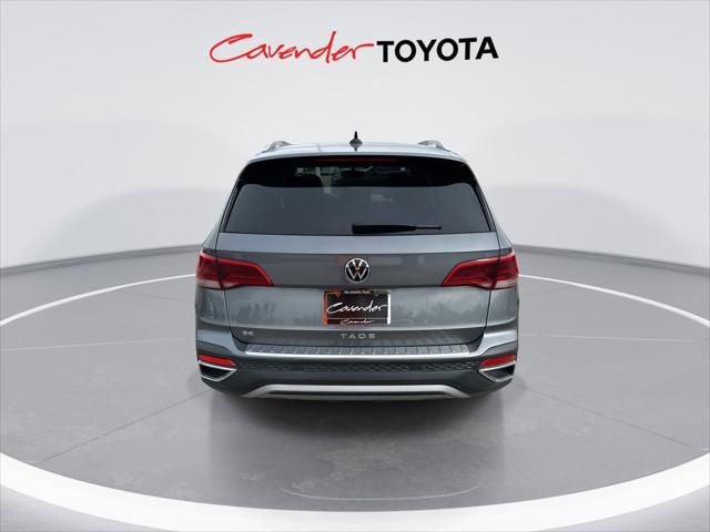 Photo of 2022 Platinum Gray Metallic Volkswagen Taos