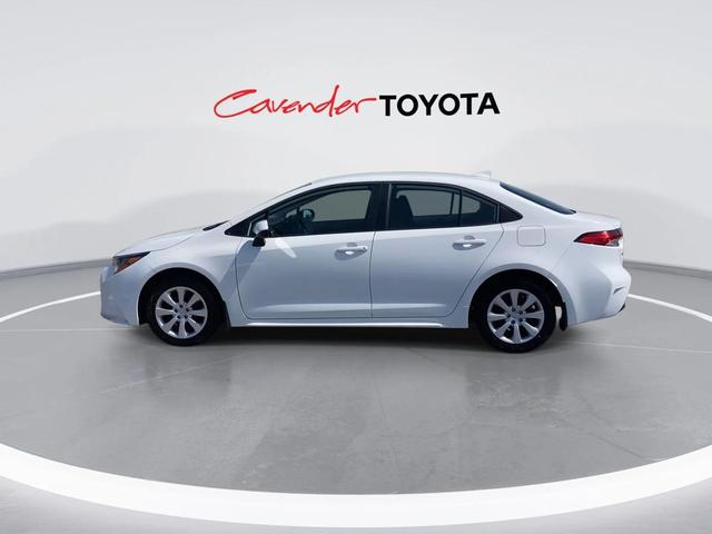 Photo of 2025 Ice Cap Toyota Corolla