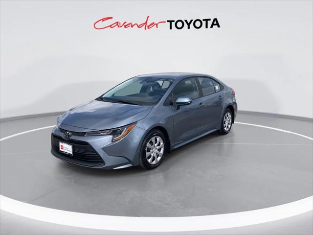 Photo of 2025 Celestite Toyota Corolla