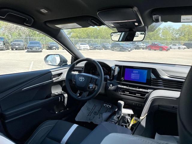 Photo of 2025 Ice Cap Toyota Camry