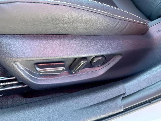 Photo of 2025 Ice Cap Toyota Camry
