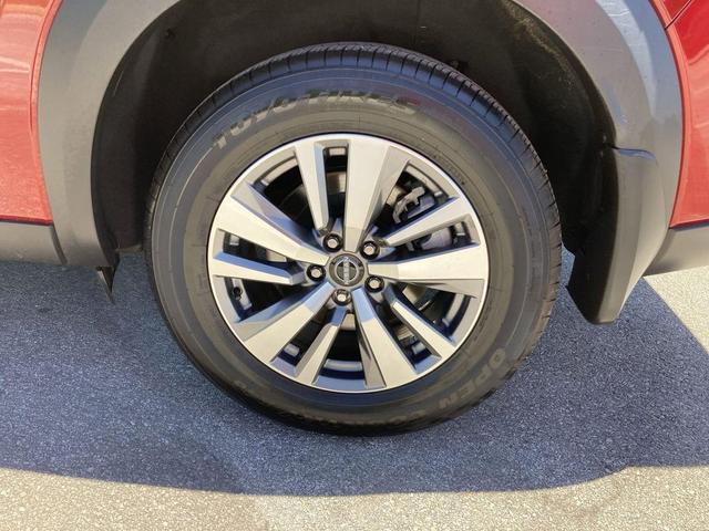 Photo of 2023 Scarlet Ember Tintcoat Nissan Pathfinder