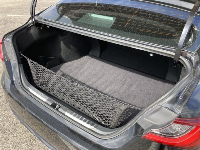 Photo of 2025 Midnight Black Metallic Toyota Camry