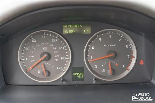 Photo of 2007 Electric Silver Metallic Volvo V50