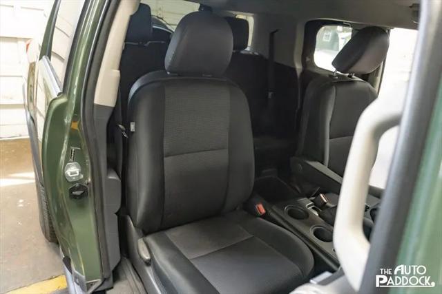 Photo of 2011 Army Green with White Roof Toyota FJ Cruiser