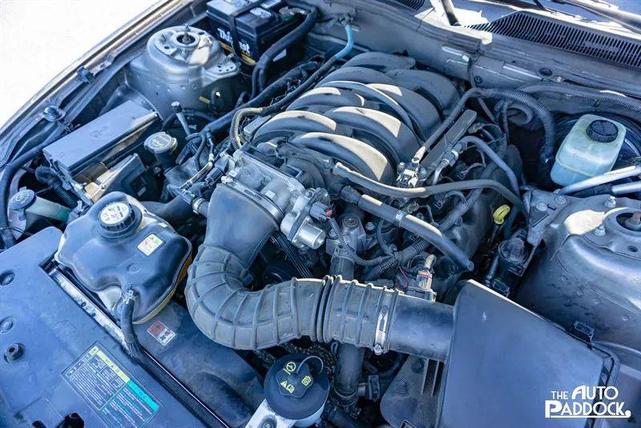 Photo of 2005 Mineral Grey Metallic Ford Mustang