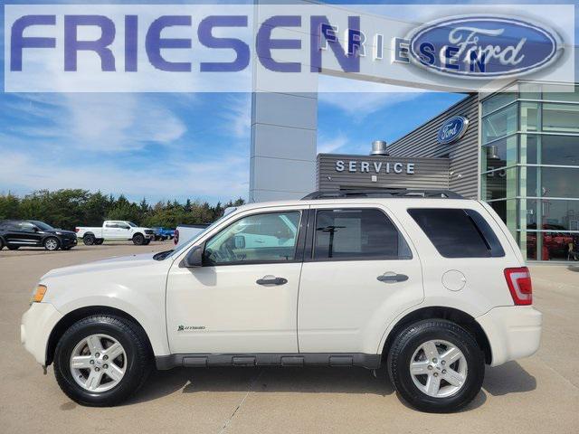 Photo of 2009 White Ford Escape Hybrid