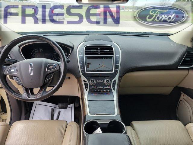 Photo of 2016 Platinum Lincoln MKX