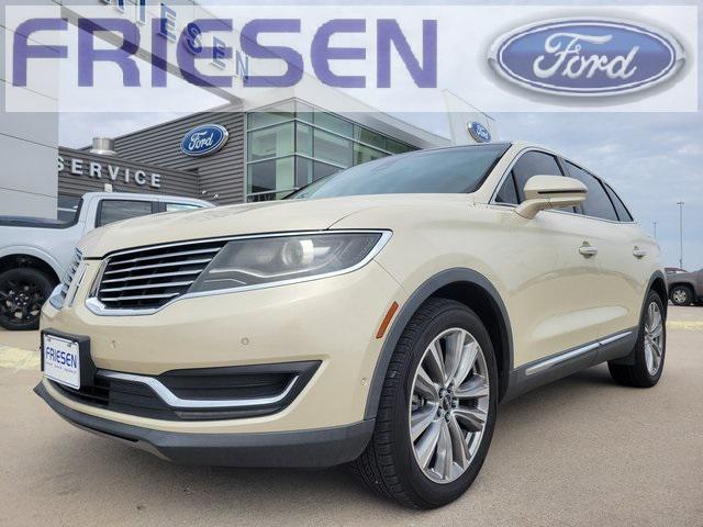 Photo of 2016 Platinum Lincoln MKX