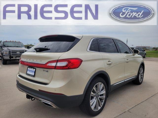 Photo of 2016 Platinum Lincoln MKX