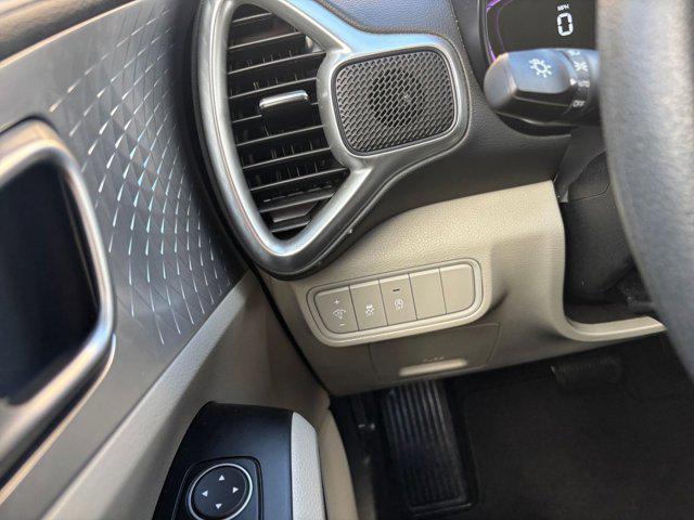 Photo of 2025 Steel Gray Kia Soul