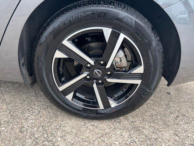 Photo of 2024 Gun Metallic Nissan Sentra