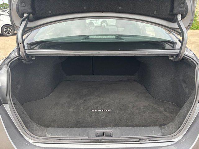 Photo of 2024 Gun Metallic Nissan Sentra