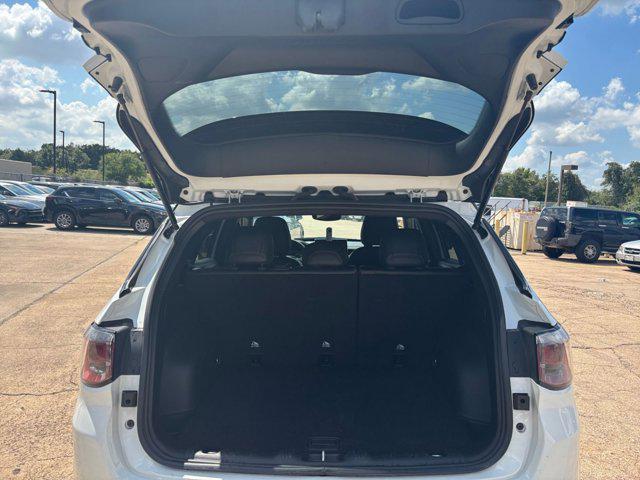 Photo of 2025 Bright White Clearcoat Jeep Compass
