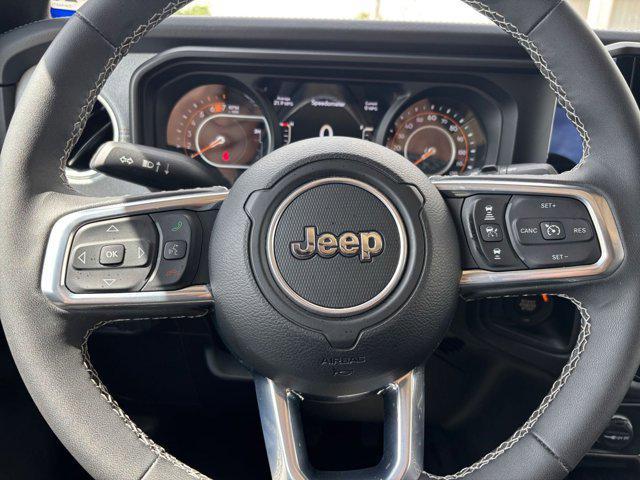 Photo of 2025 Black Clearcoat Jeep Wrangler