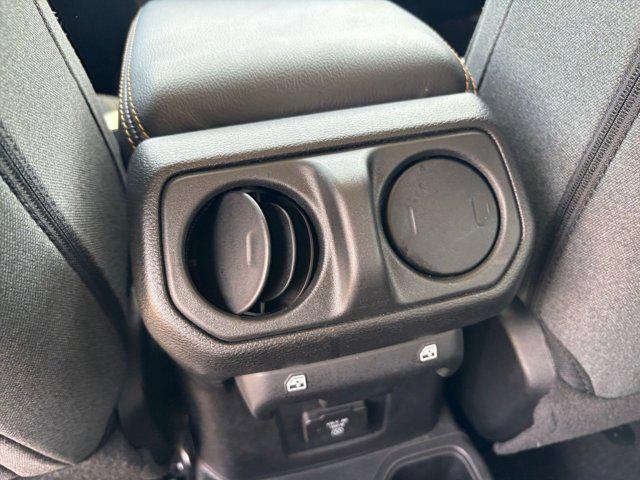 Photo of 2025 Black Clearcoat Jeep Wrangler