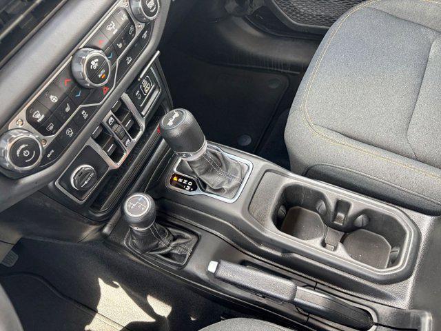 Photo of 2025 Black Clearcoat Jeep Wrangler