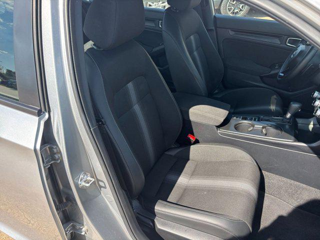 Photo of 2025 Solar Silver Metallic Honda Civic