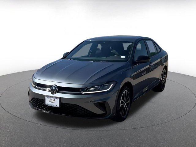 Photo of 2025 Gray Volkswagen Jetta