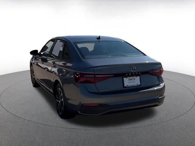Photo of 2025 Gray Volkswagen Jetta