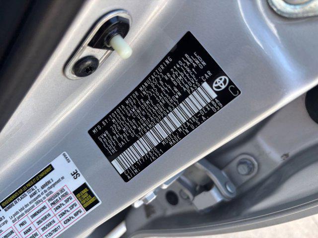 Photo of 2023 Classic Silver Metallic Toyota Corolla